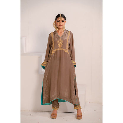 Daljit Sudan Beige Crepe Tilla Kurta (Set of 2)