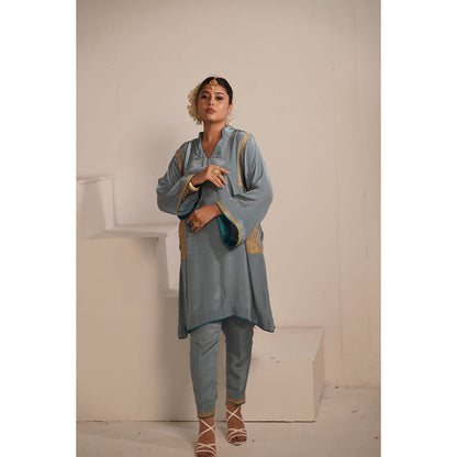 Daljit Sudan Blue Grey Crepe Tilla Kurta (Set of 2)
