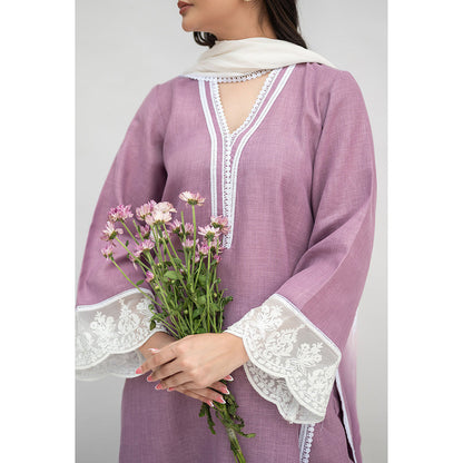Daljit Sudan Lavender Linen Kurta with Pant and Dupatta (Set of 3)