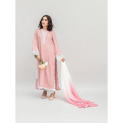 Daljit Sudan Pink Linen Kurta with Pant and Dupatta (Set of 3)