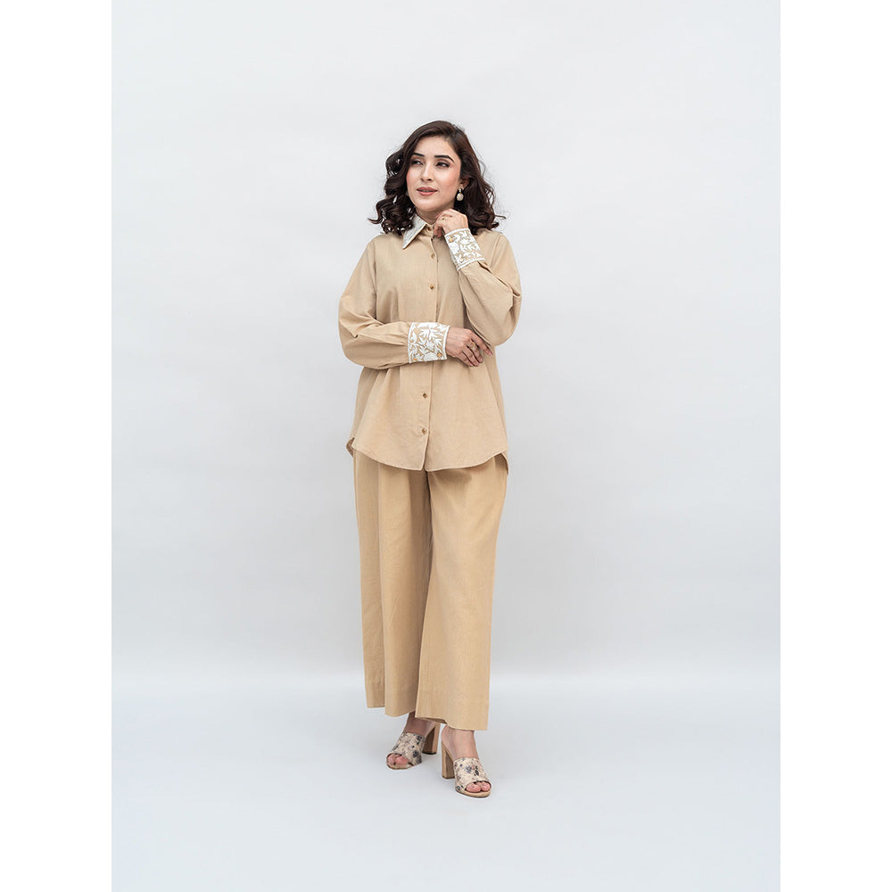 Daljit Sudan Beige Khadi Cotton Co-Ord (Set of 2)