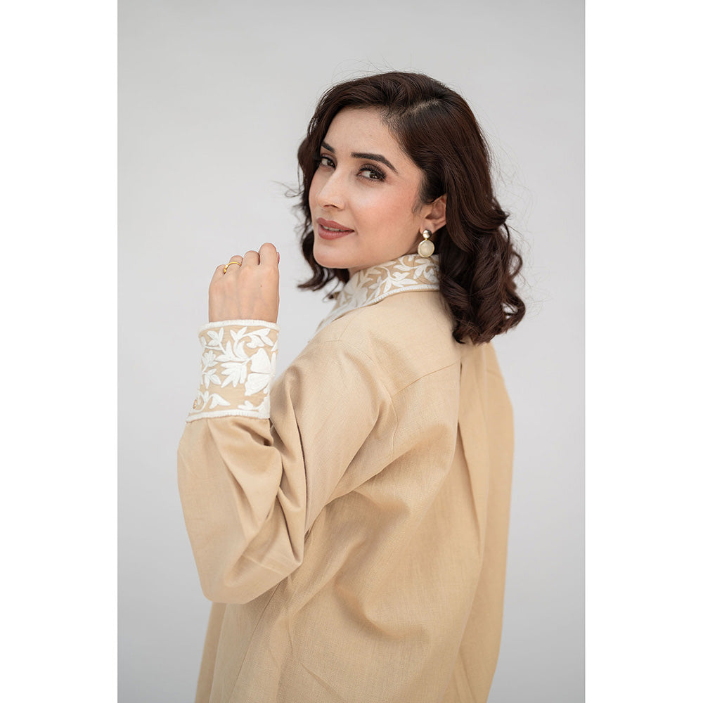 Daljit Sudan Beige Khadi Cotton Co-Ord (Set of 2)