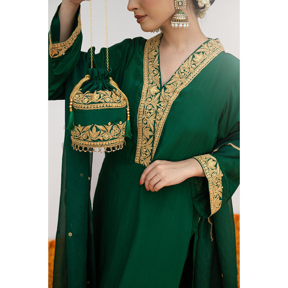 Daljit Sudan Emerald Green Crepe Tilla Kurta with Pant, Dupatta and Potli (Set of 4)