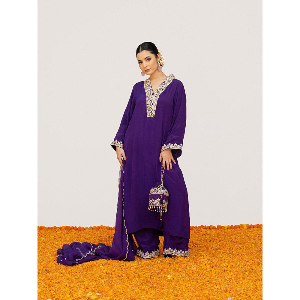 Daljit Sudan Dark Purple Crepe Tilla Kurta with Pant, Dupatta and Potli (Set of 4)
