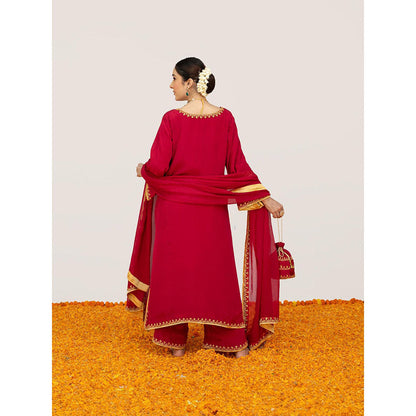 Daljit Sudan Cherry Red Crepe Tilla Minimal Kurta with Pant, Dupatta and Potli (Set of 4)