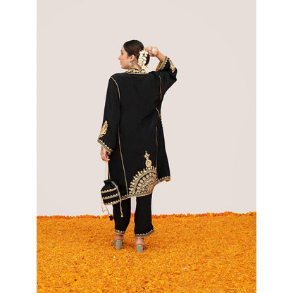 Daljit Sudan Black Crepe Aari Kurta with Pant and Potli (Set of 3)