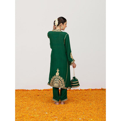 Daljit Sudan Emerald Green Crepe Aari Kurta with Pant and Potli (Set of 3)