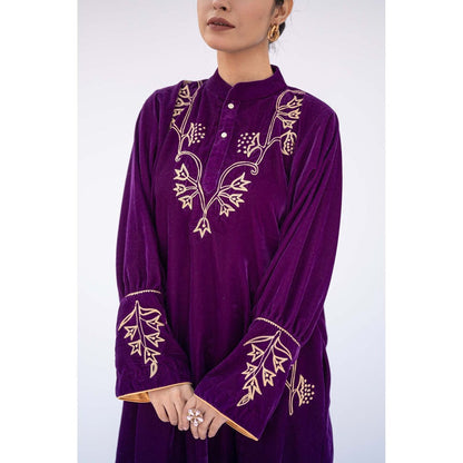 Daljit Sudan Purple Velvet Phiran Kurta with Salwar (Set of 2)