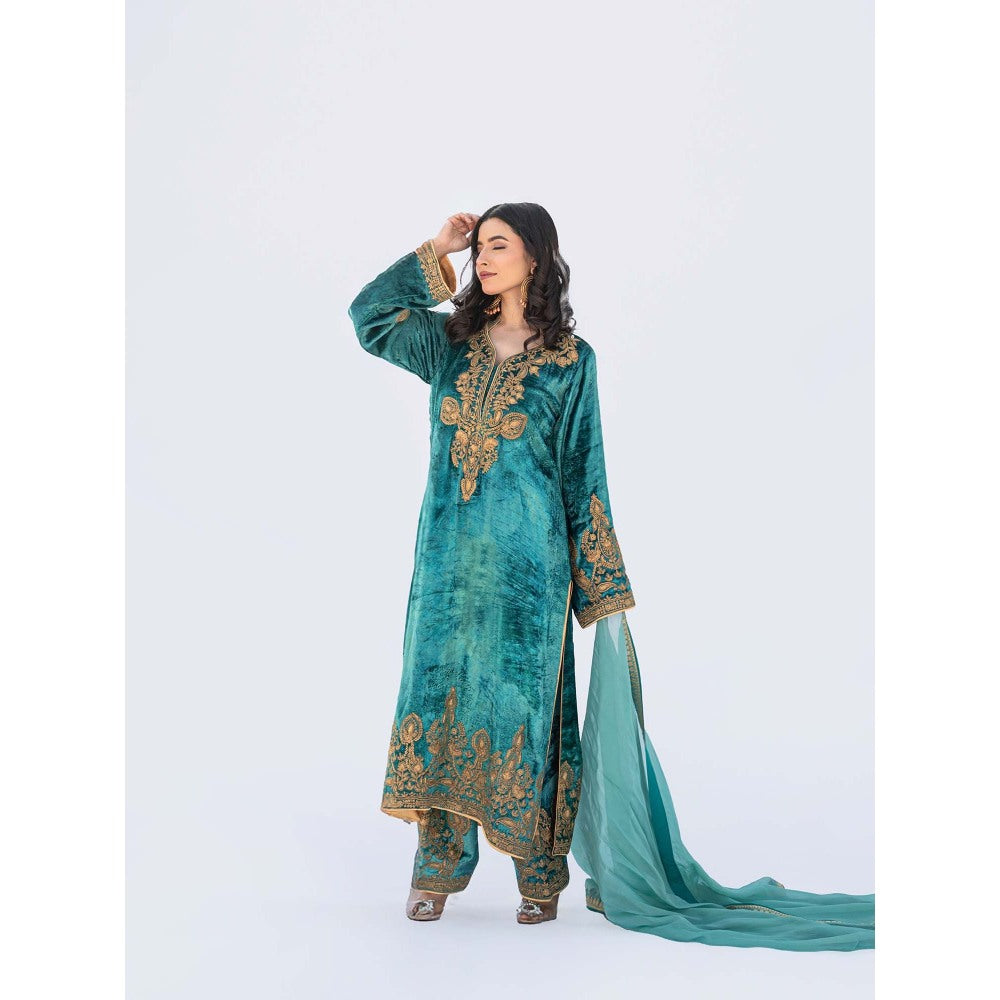 Daljit Sudan Teal Shaneel Heavy Kurta with Pant and Dupatta (Set of 3)