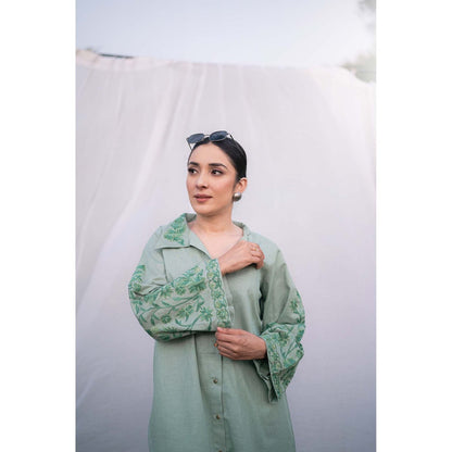 Daljit Sudan Green Linen Cotton Co-Ord (Set of 2)