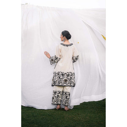 Daljit Sudan Beige Cotton Phiran Co-Ord (Set of 2)