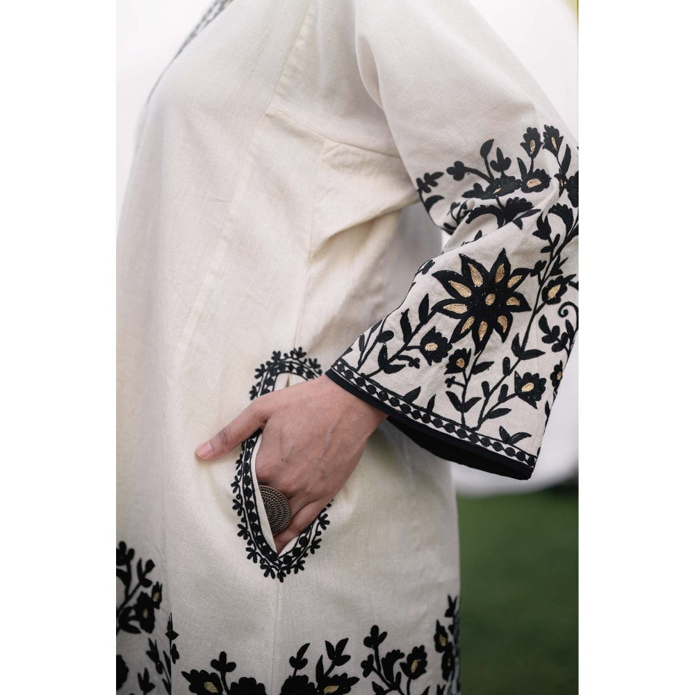 Daljit Sudan Beige Cotton Phiran Co-Ord (Set of 2)