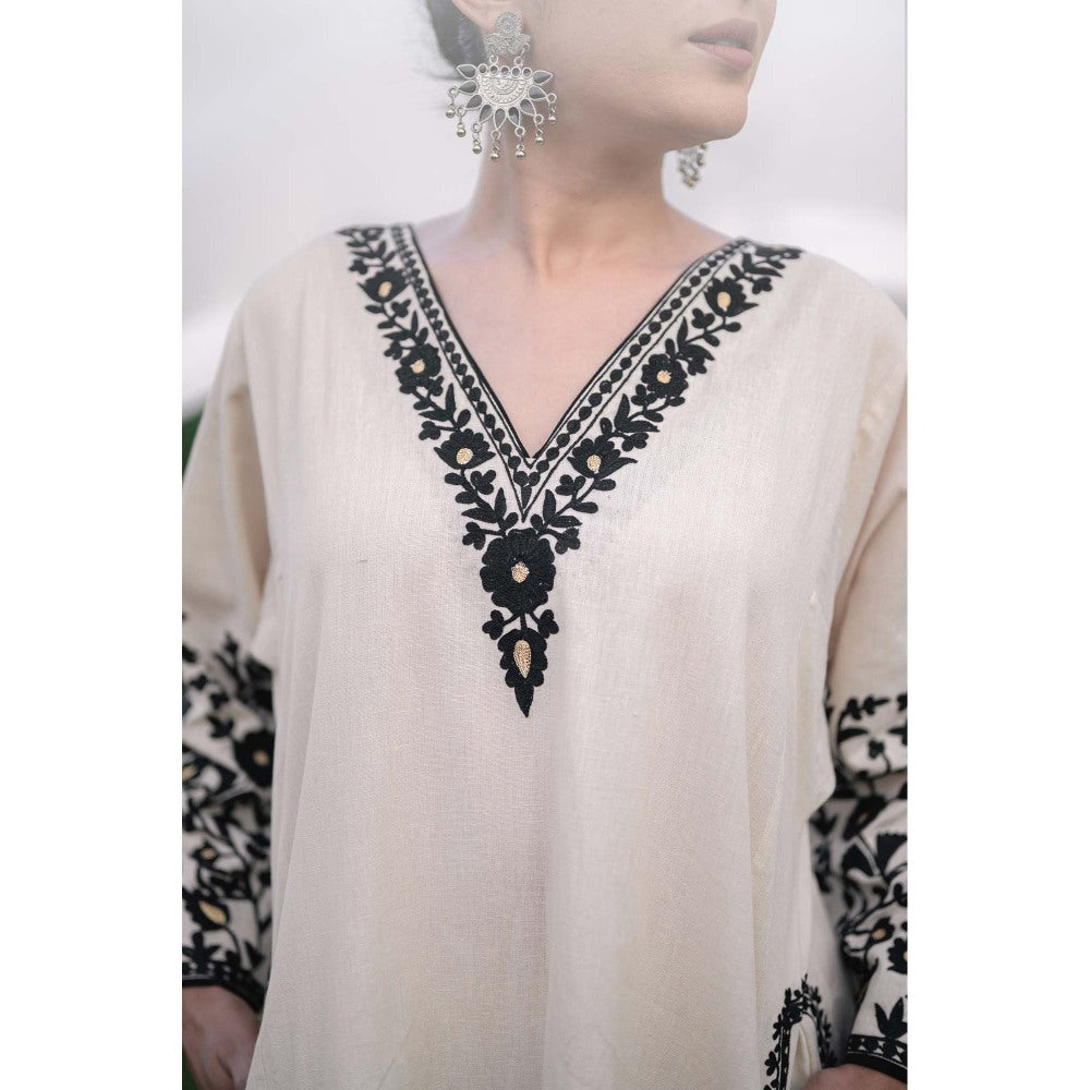 Daljit Sudan Beige Cotton Phiran Co-Ord (Set of 2)