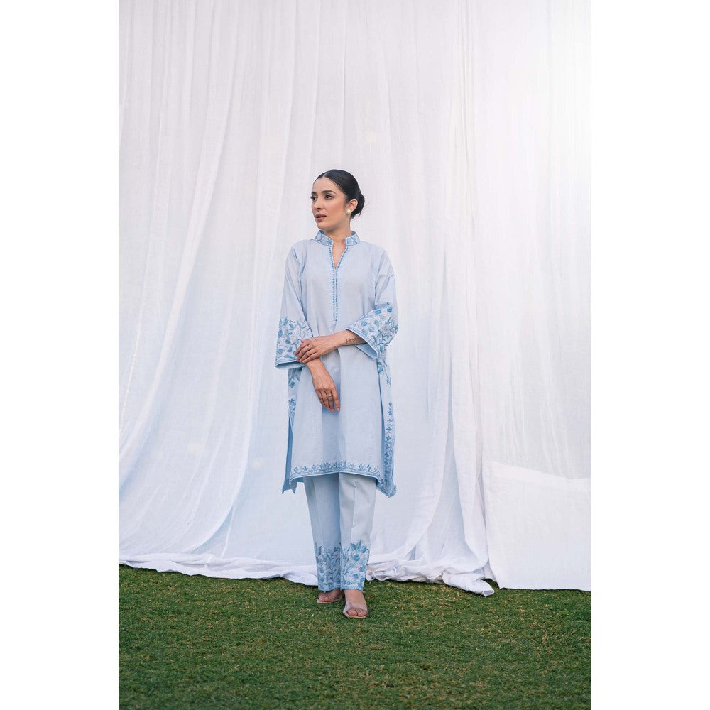 Daljit Sudan Ice Blue Matka Cotton Phiran Co-Ord (Set of 2)