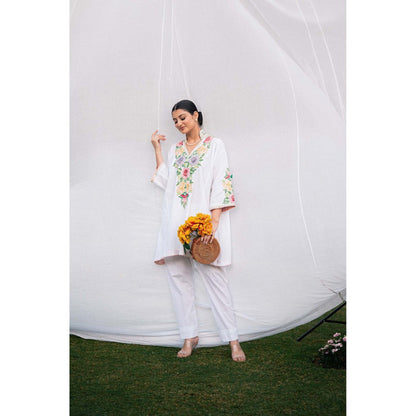 Daljit Sudan White Linen Cotton Co-Ord (Set of 2)