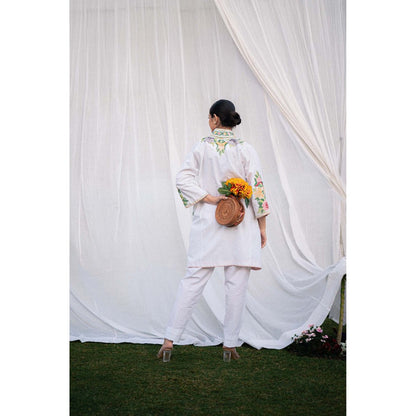 Daljit Sudan White Linen Cotton Co-Ord (Set of 2)