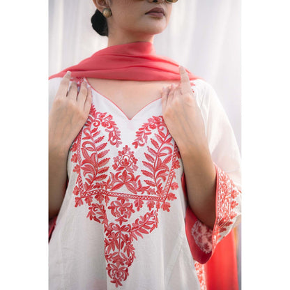 Daljit Sudan Off White Cotton Kurta with Pant and Dupatta (Set of 3)