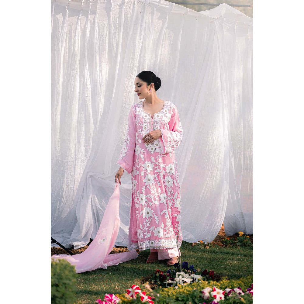 Daljit Sudan Light Pink Organza Kurta with Pant and Dupatta (Set of 3)