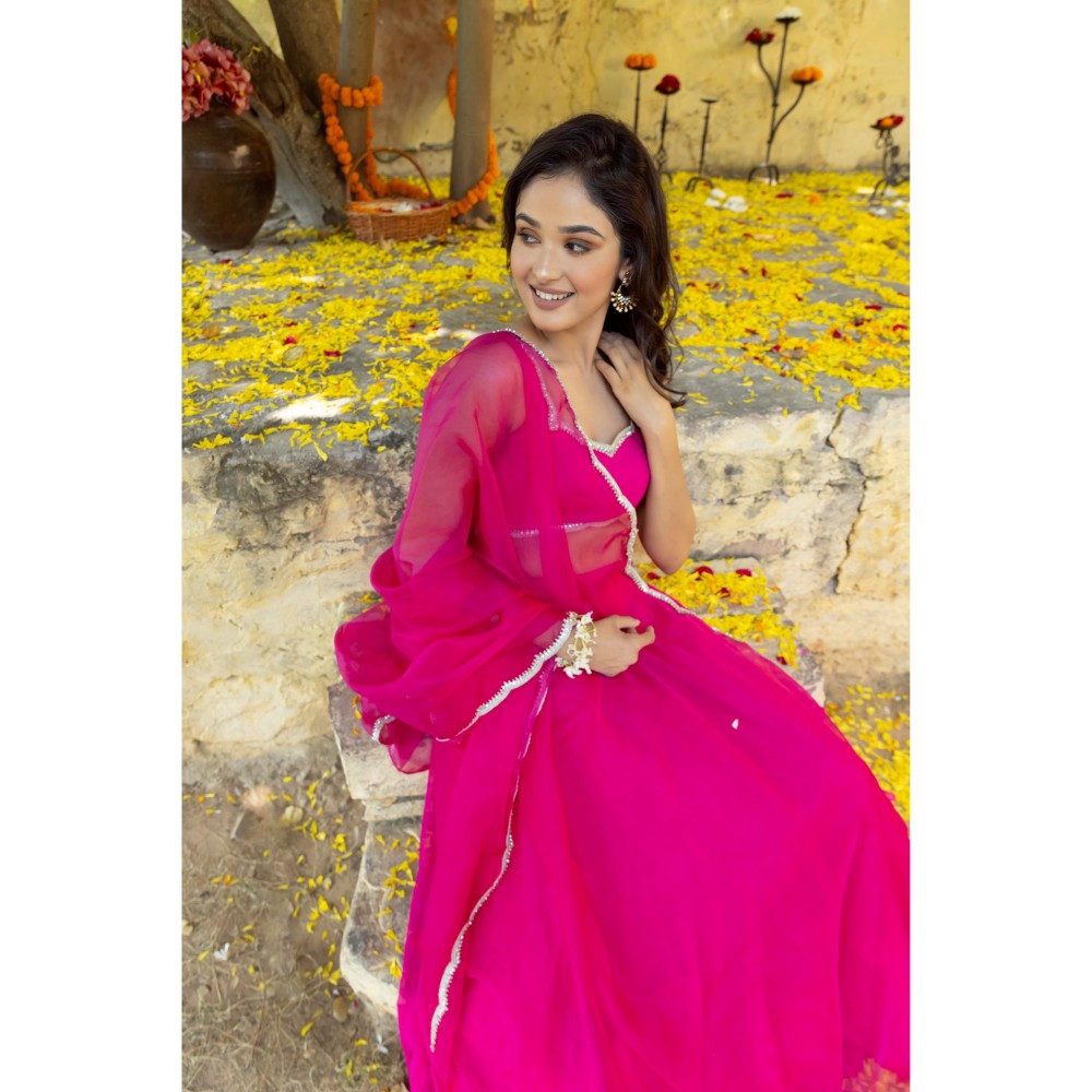 DEASHA INDIA Rani Magenta Pink Detailed Lehenga with Blouse and Dupatta (Set of 3)