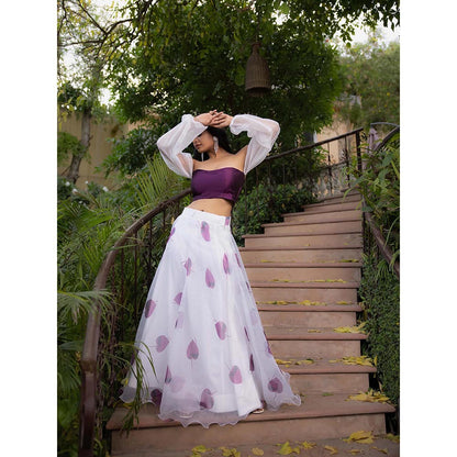 DEASHA INDIA Dira Eggplant Purple Organza Leaf Printed Skirt with Crop Top (Set of 2)