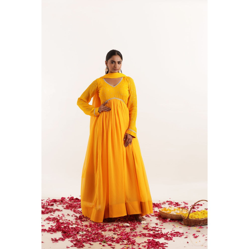 DEASHA INDIA Pari Yellow Lace Work Anarkali with Dupatta (Set of 2)