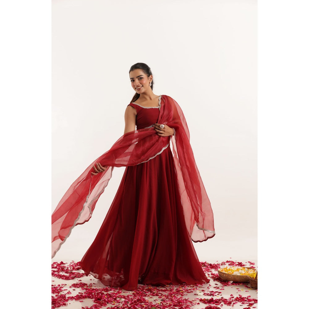 DEASHA INDIA Noor Red Detailed Lehenga with Blouse and Dupatta (Set of 3)