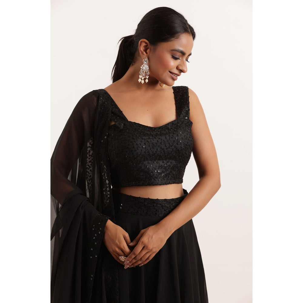 DEASHA INDIA Avani Detailed Black Lehenga with Blouse and Dupatta (Set of 3)