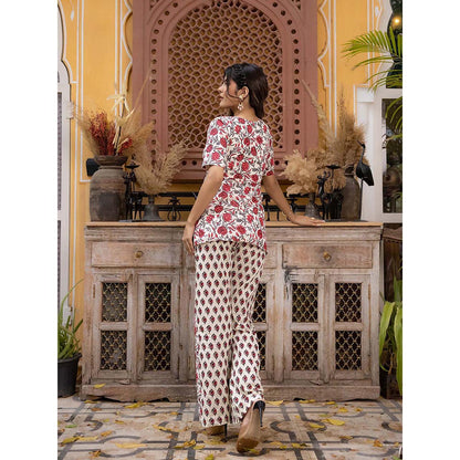 DEASHA INDIA White Ketri Cotton Floral Printed Co-Ord (Set of 2)