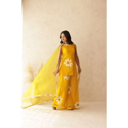 DEASHA INDIA Anura Yellow Hand Painted Kurti with Palazzo and Dupatta (Set of 3)
