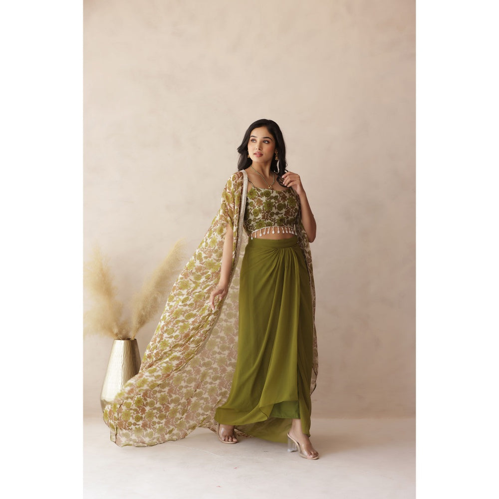 DEASHA INDIA Green Sahar Forest Cape with Blouse and Skirt (Set of 3)