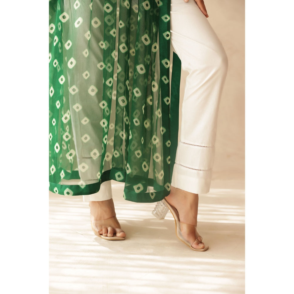 DEASHA INDIA Hania Green Bandhej Kurta with Pant (Set of 2)