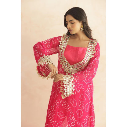 DEASHA INDIA Nitya Pink Bandhej Lace Work Bustier with Kurta & Pant
