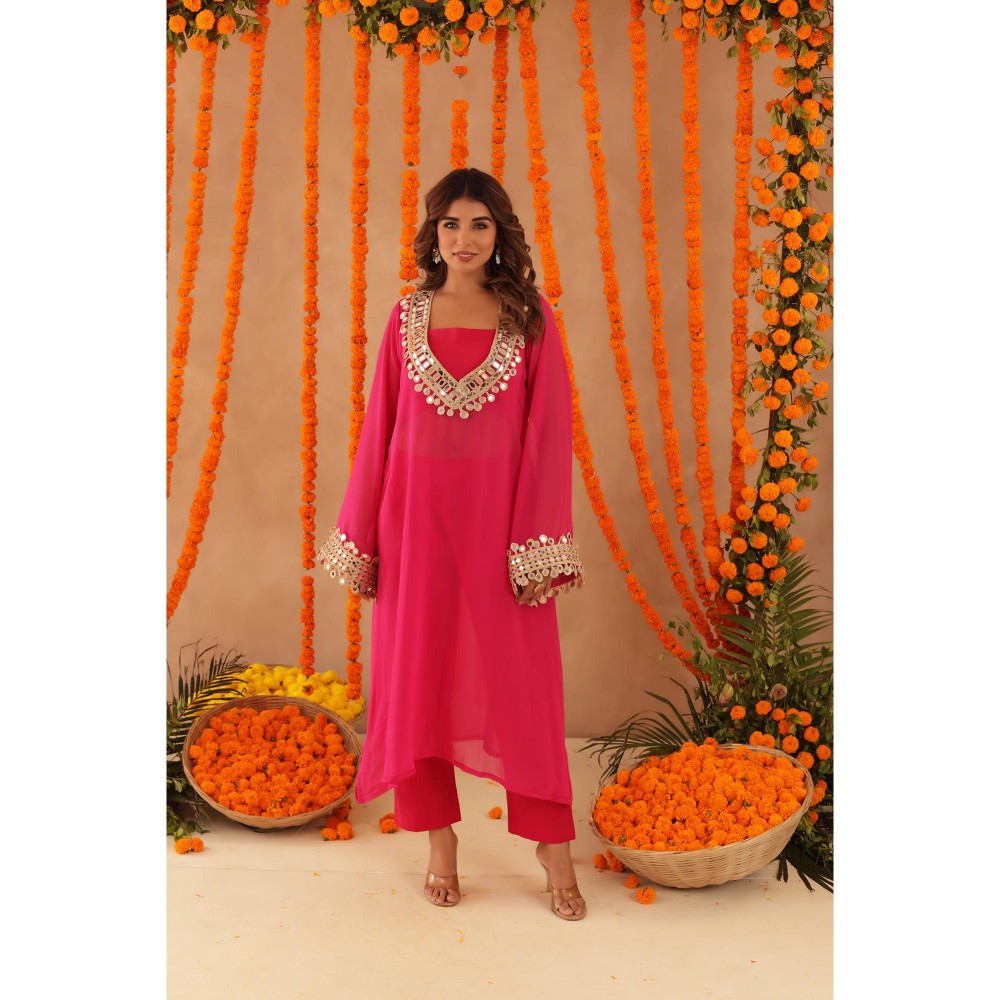 DEASHA INDIA Ketaki Pink Mirror Lace Work Kurta with Bustier & Dupatta