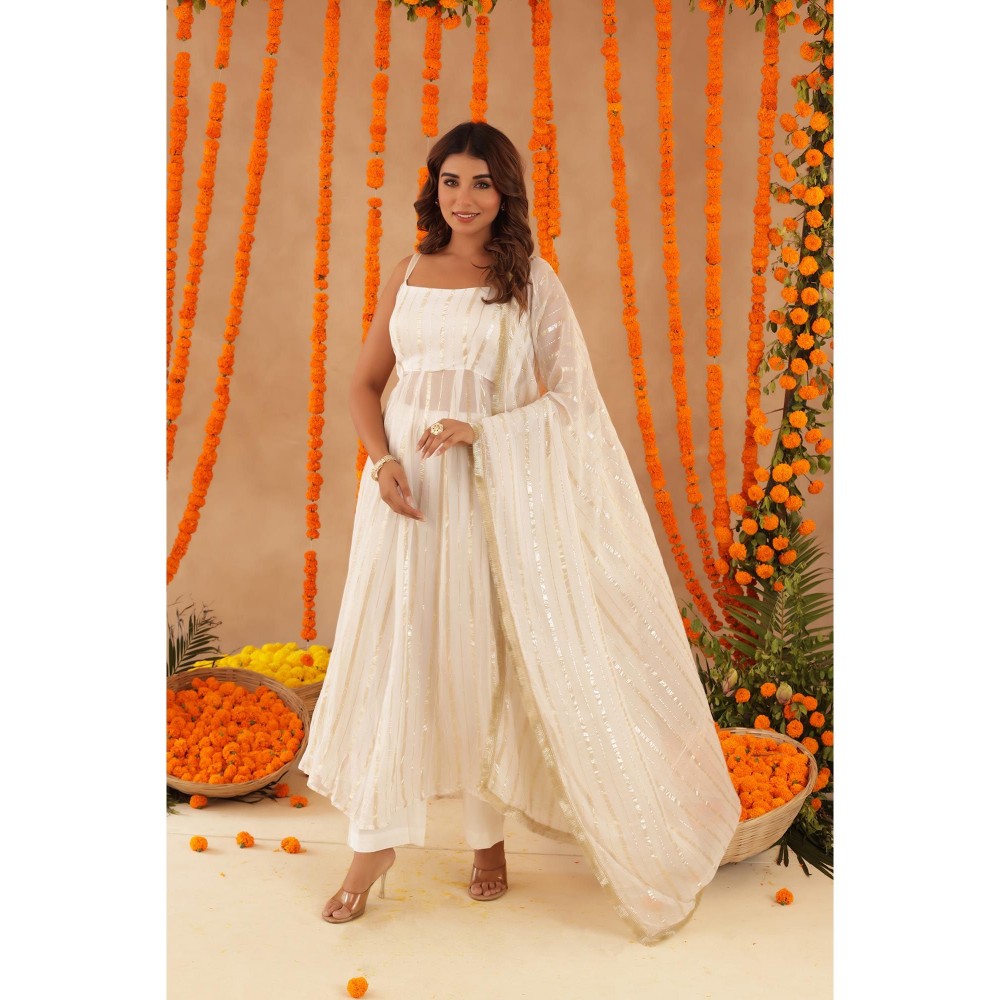 DEASHA INDIA Shayla White Lurex Anarkali with Pant & Dupatta