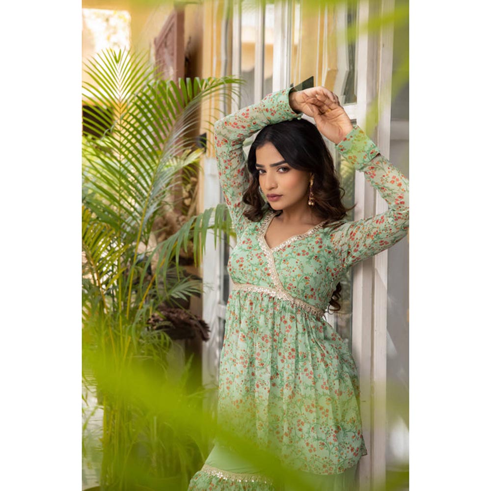 DEASHA INDIA Women Green Chiffon Floral Kurta with Sharara