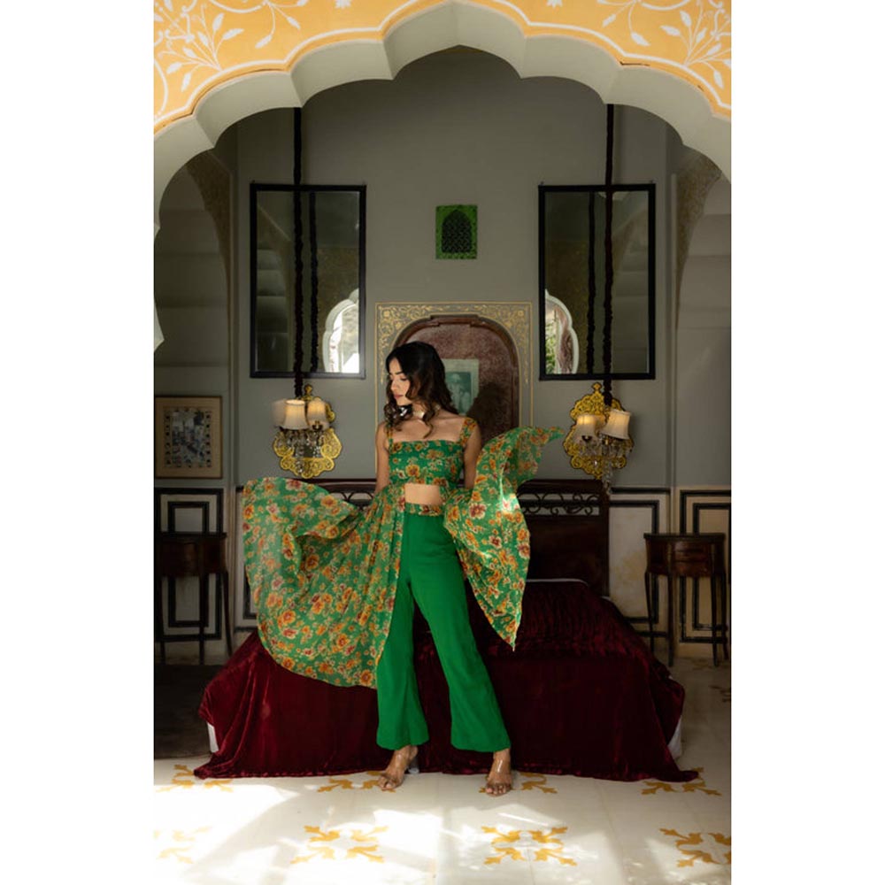 DEASHA INDIA Women Green Chiffon Floral Kurta with Pant