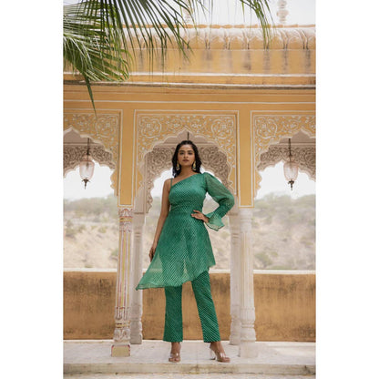 DEASHA INDIA Women Green Kota Striped Blouse with Pant
