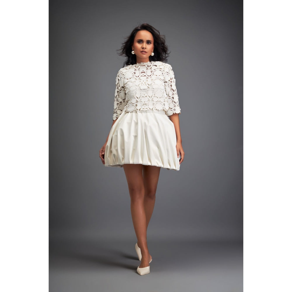 Deepika Arora Womens White Top With Skirt (Set of 2)