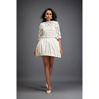 Deepika Arora Womens White Top With Skirt (Set of 2)