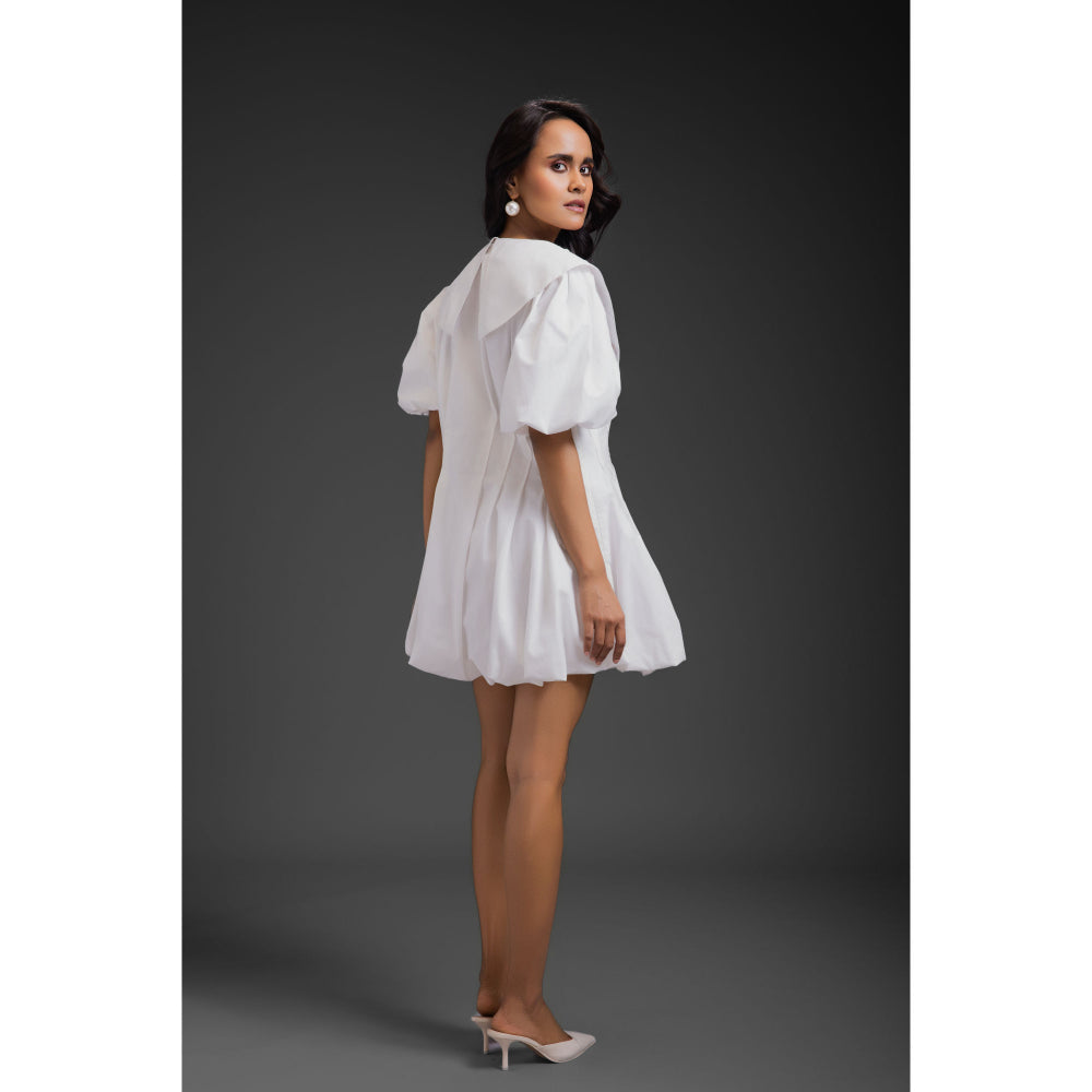 Deepika Arora Womens White Puff Sleeve Dress