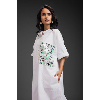 Deepika Arora Womens White Knee Dress