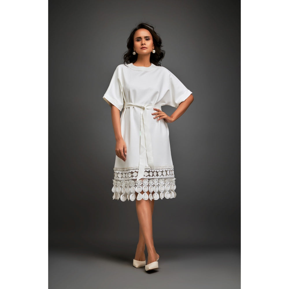 Deepika Arora Womens Embroidered White Dress Belt (Set of 2)