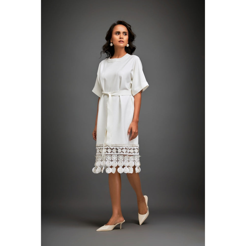 Deepika Arora Womens Embroidered White Dress Belt (Set of 2)