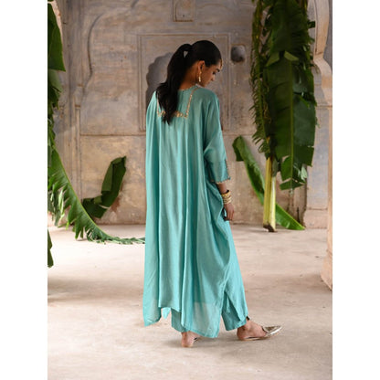 DEEPTHEE Powder Blue Hand Embroidered Kaftan (Set of 2)