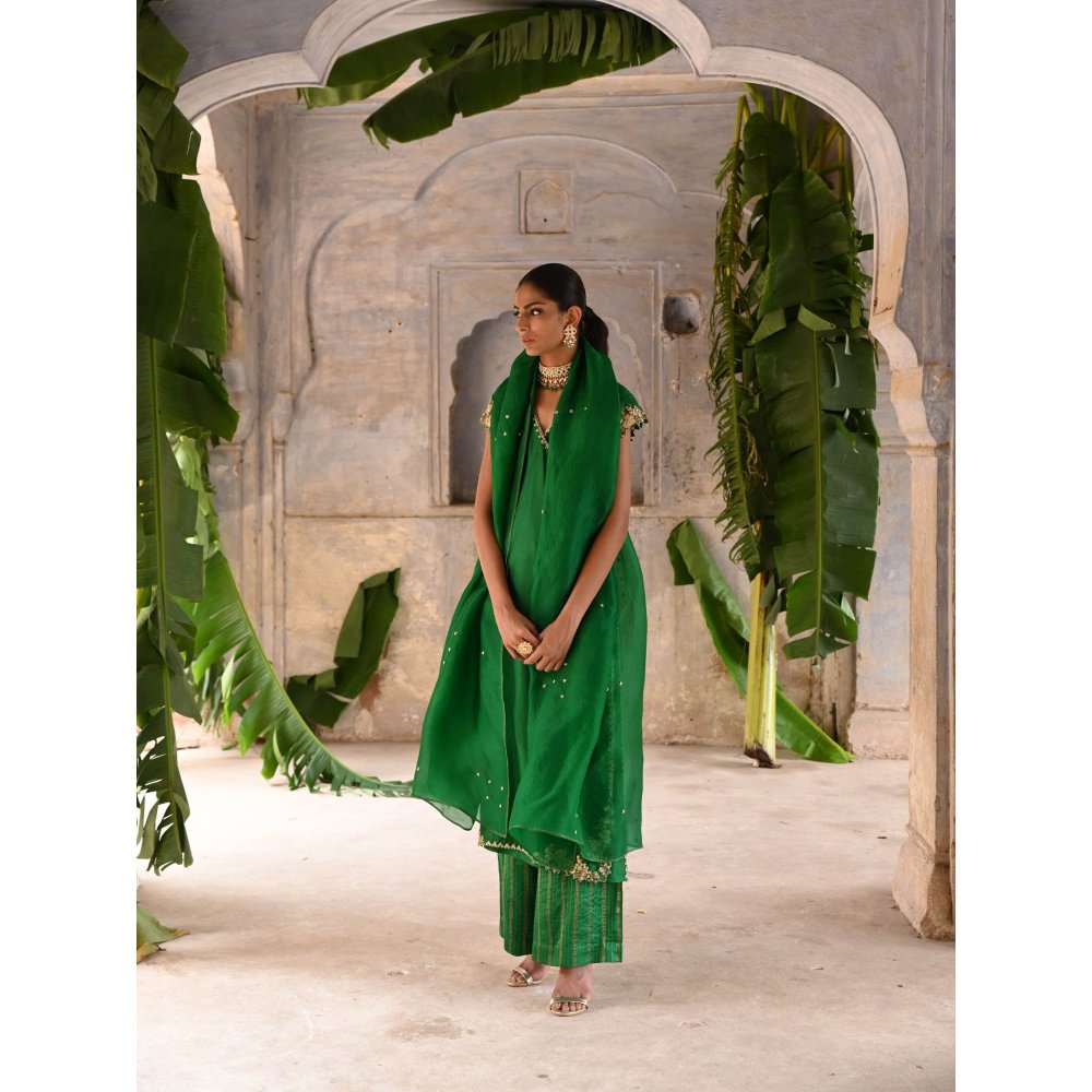 DEEPTHEE Green Straight Angarkha (Set of 3)