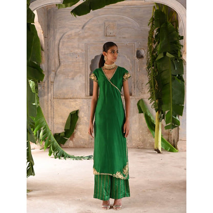 DEEPTHEE Green Straight Angarkha (Set of 3)