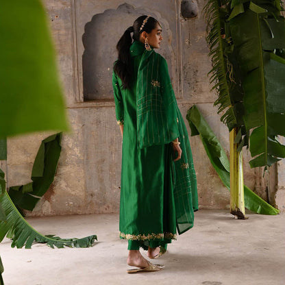 DEEPTHEE Green Cross Over Kurta (Set of 3)