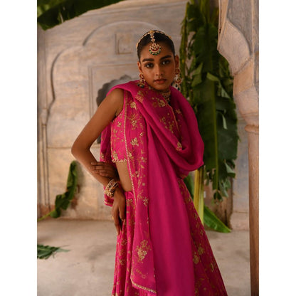 DEEPTHEE Fuchsia Pink Hand Embroidered Lehenga (Set of 3)