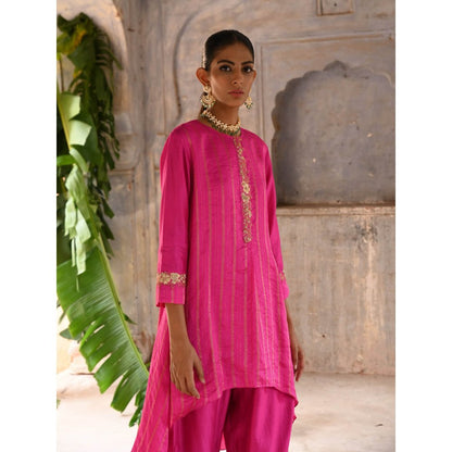 DEEPTHEE Fuchsia Pink High-Low Co-ord (Set of 2)