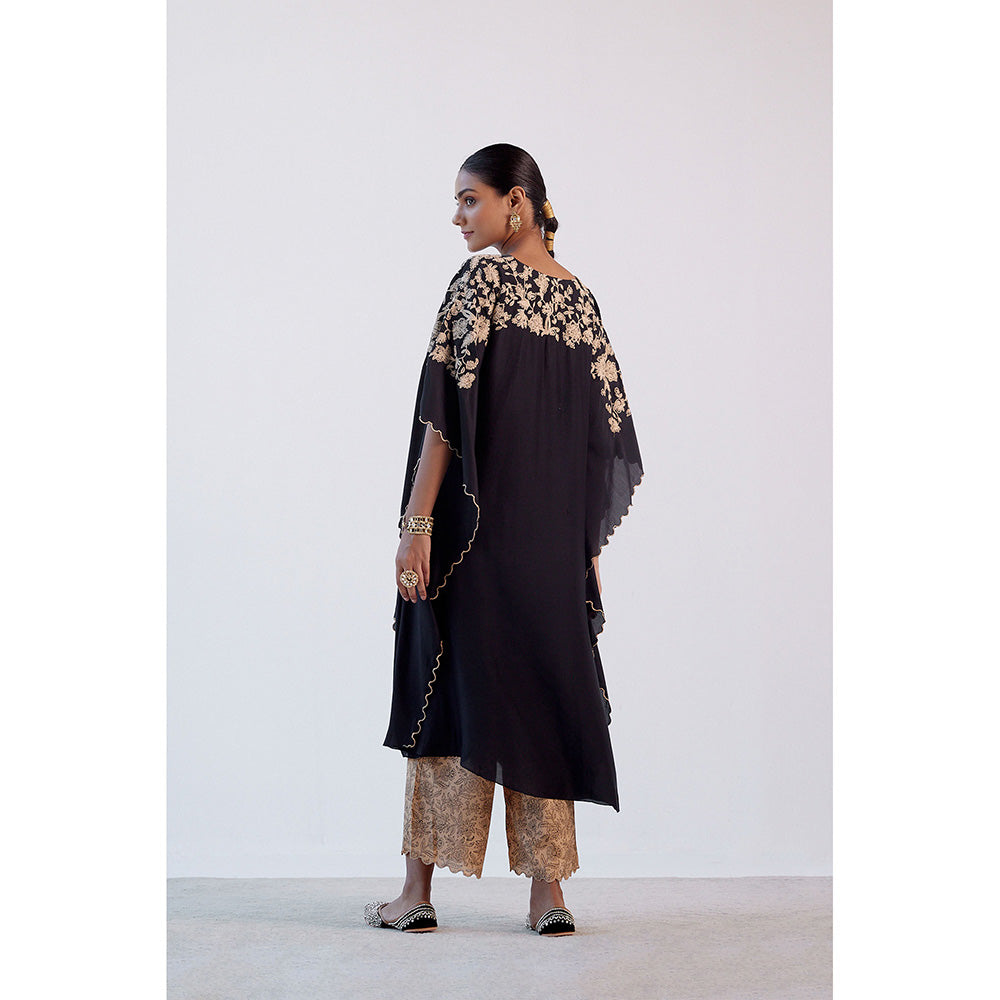 Devnaagri Black Embroidered Kaftan (Set of 2)